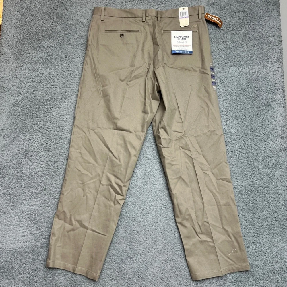 Dockers‎ Dress Pants Mens 38x34 Signature Khaki Beige Relaxed Stretch NEW Casual